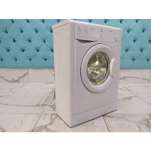 Стиральная машина Indesit WIUN